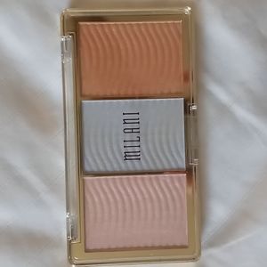 Milani Highlighter Palette